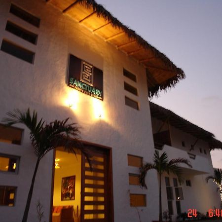 Sanctuary Puerto Cayo Lodge ภายนอก รูปภาพ